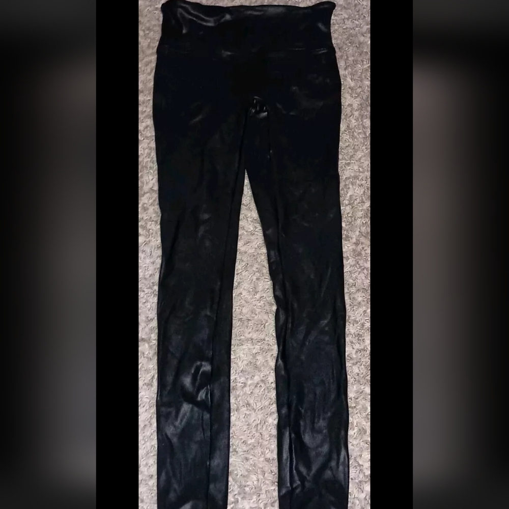 Women's‎ Spanx Leggings Size Small Color Black Designer Cute Fitting Sexy